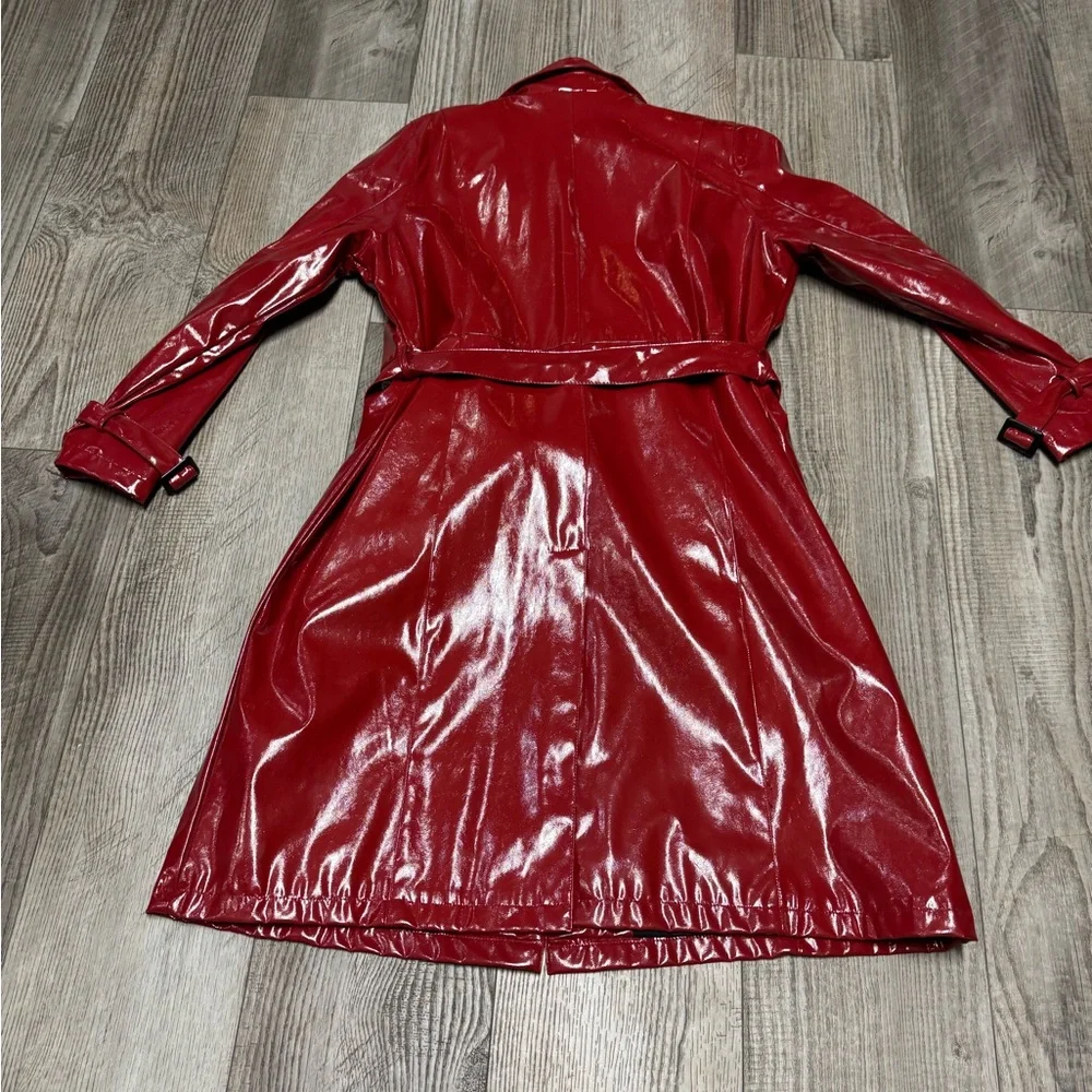 Vintage Venezia 90s red vinyl trench coat sexy jacket belted slit back 14/16 - Picture 6 of 9